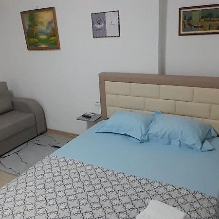 Klent Studio Apartment Поградец Екстер'єр фото