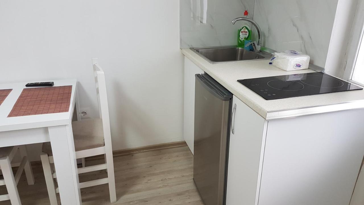 Klent Studio Apartment Поградец Екстер'єр фото