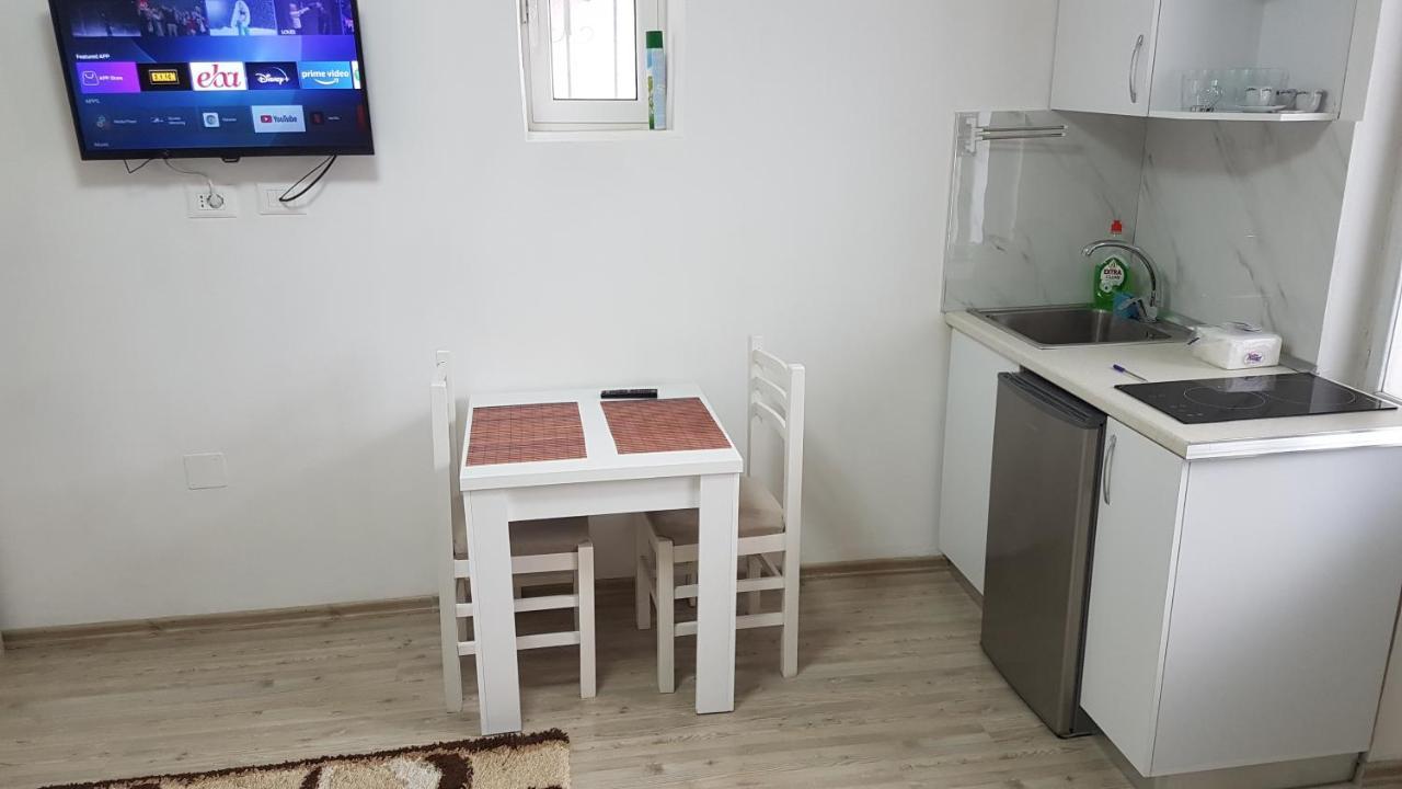 Klent Studio Apartment Поградец Екстер'єр фото